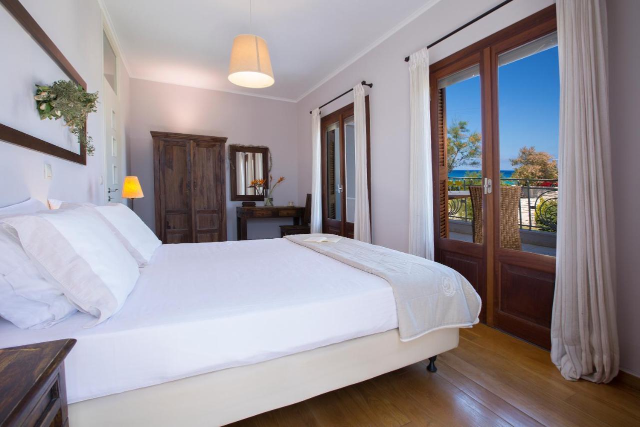 Aeriko Homes Of Distinction اجيوس ايوانيس المظهر الخارجي الصورة