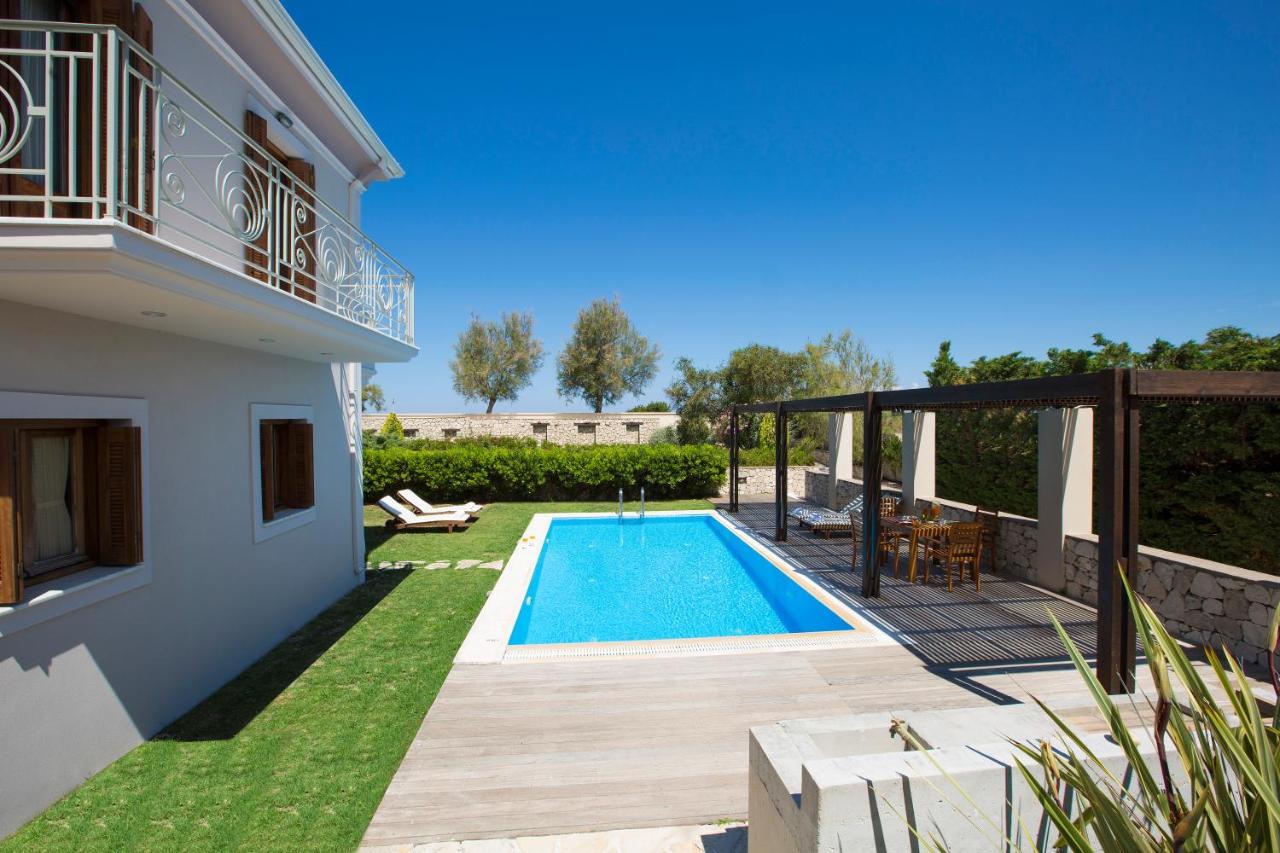 Aeriko Homes Of Distinction اجيوس ايوانيس المظهر الخارجي الصورة