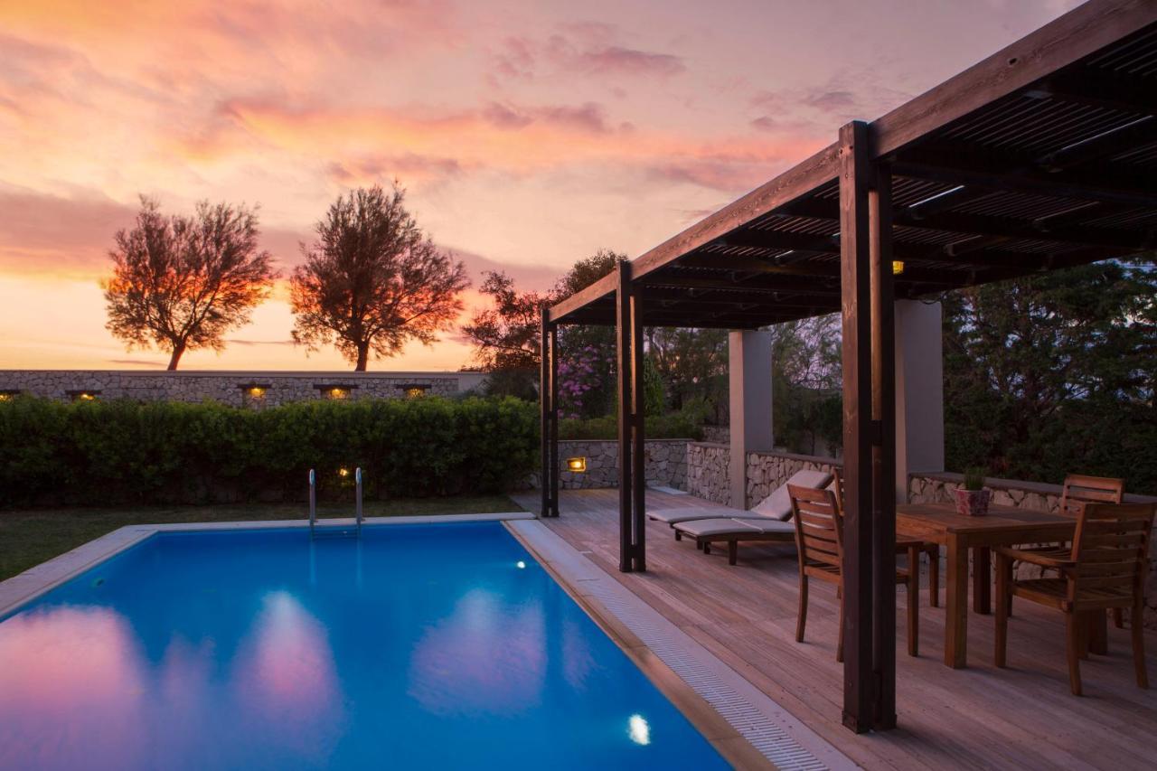 Aeriko Homes Of Distinction اجيوس ايوانيس المظهر الخارجي الصورة