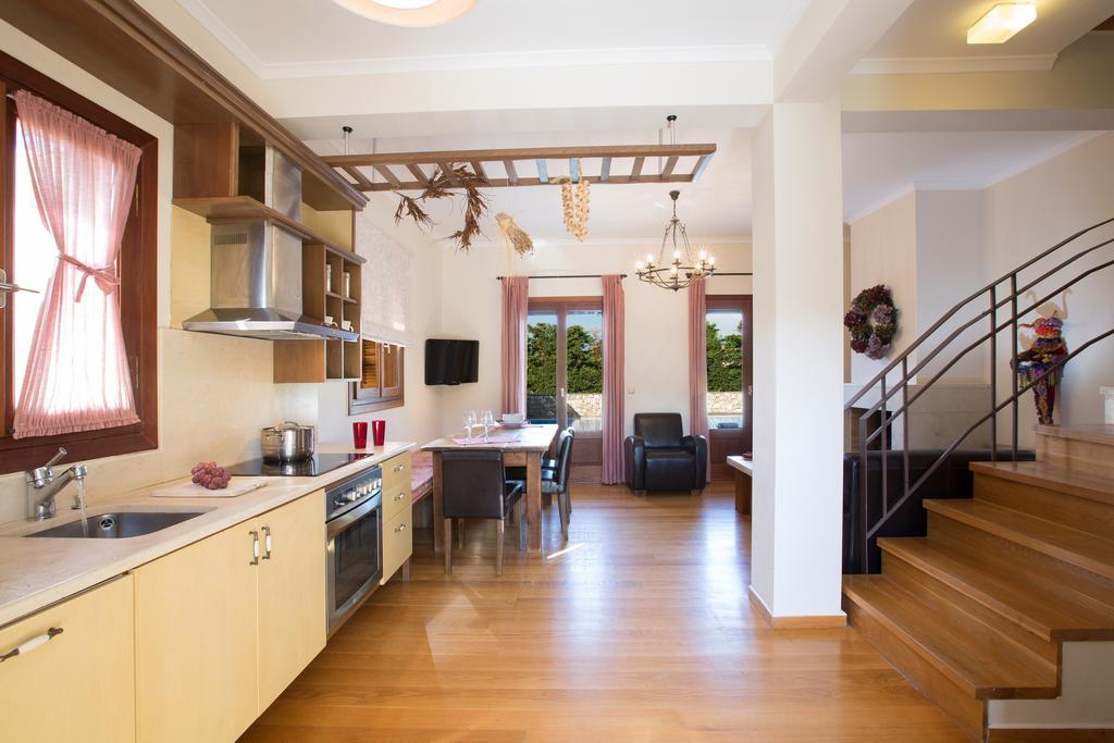 Aeriko Homes Of Distinction اجيوس ايوانيس المظهر الخارجي الصورة