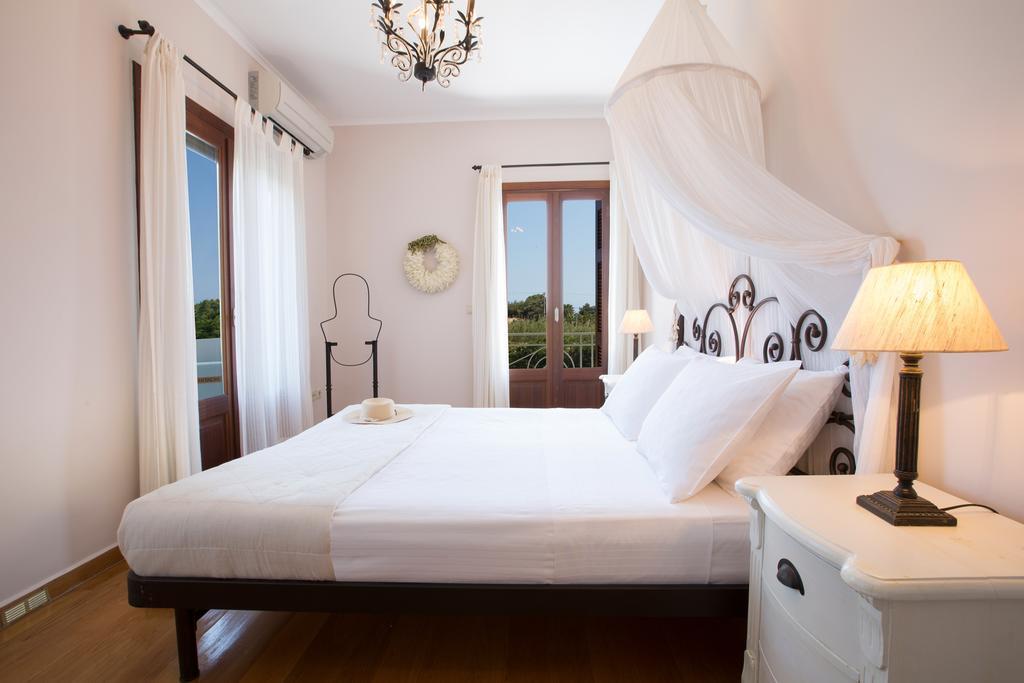 Aeriko Homes Of Distinction اجيوس ايوانيس المظهر الخارجي الصورة